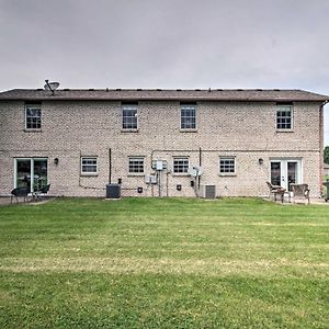 Relaxing Townhome, 4 Mi To Mizzou University! Columbia Exterior photo