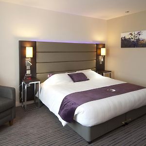 Premier Inn Waltham Abbey Exterior photo