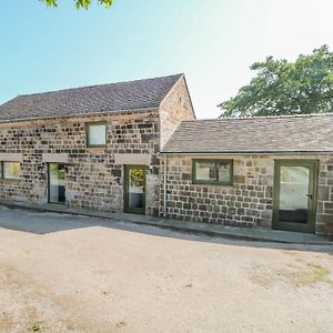 Willa The Barn At Chatsworth Farm Leek Exterior photo