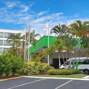 Holiday Inn St. Petersburg N - Clearwater, An Ihg Hotel Exterior photo