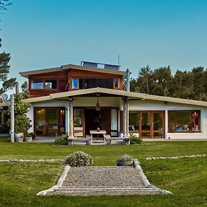 Willa Kanuka Terrace - Luxury Strawbale House Kaikoura Exterior photo