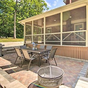 Sun-Lit Lake Geneva Sanctuary With Bbq Patio! Exterior photo