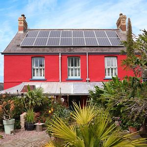 Bed and Breakfast Western House Llangennith Exterior photo