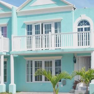 Willa Townhouse By The Bay, Little Bay Country Club ,Negril Orange Bay Exterior photo