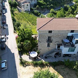 Aparthotel Casa Sarlo Petina Exterior photo