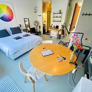 Bed and Breakfast Private Studio With Free Car Parking Amsterdam Exterior photo