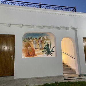 Apartament La Casa Blanca Houmt Souk  Exterior photo