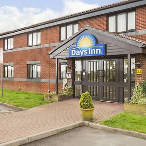 Days Inn Hotel Sheffield South Harthill  Exterior photo