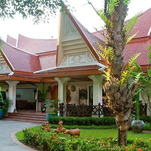 Santhiya Tree Koh Chang Resort Exterior photo