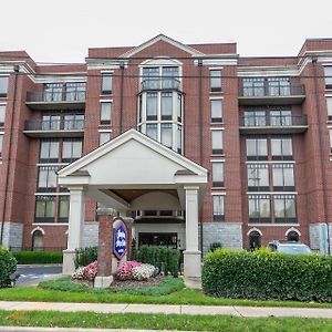 Hampton Inn & Suites Nashville-Green Hills Exterior photo