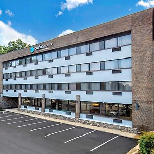 Hotel Clarion Pointe Raleigh Midtown Exterior photo