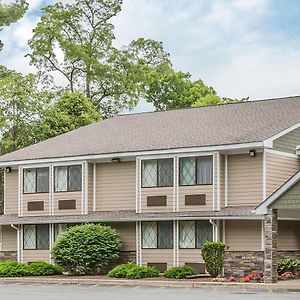 Quality Inn Hyde Park - Poughkeepsie North Exterior photo