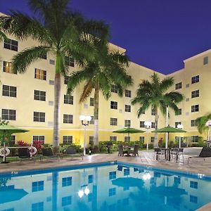 Homewood Suites By Hilton Miami - Airport West Miami Springs Exterior photo