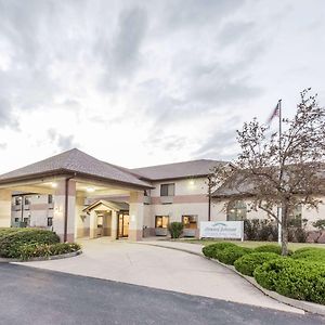 Howard Johnson By Wyndham Manteno Exterior photo