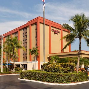 Hampton Inn Miami-Airport West Doral Exterior photo