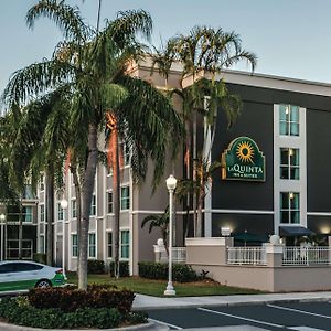 Hotel La Quinta By Wyndham Plantation At Sw 6Th St Exterior photo