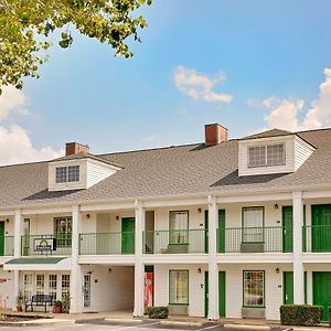 Days Inn By Wyndham Spartanburg Exterior photo