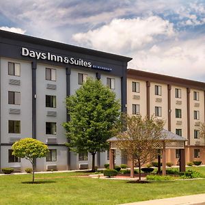 Days Inn And Suites By Wyndham Hammond, In Exterior photo