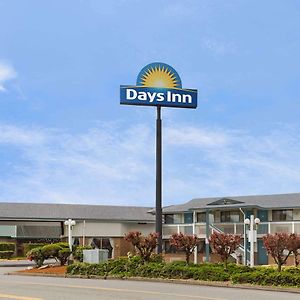 Days Inn By Wyndham Auburn Exterior photo