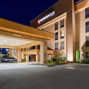 Best Western Plus Fresno Airport Hotel Exterior photo