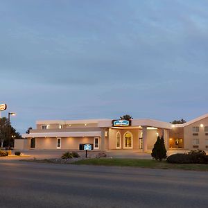 Hotel Howard Johnson By Wyndham Billings Exterior photo