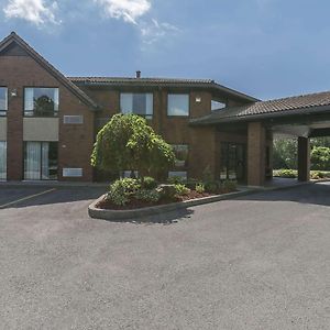 Comfort Inn Cobourg Exterior photo