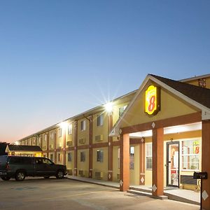 Hotel Super 8 By Wyndham Chickasha Exterior photo