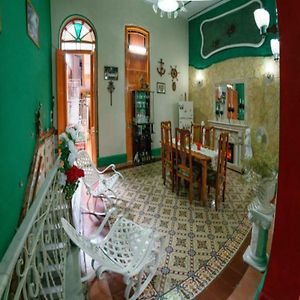 Bed and Breakfast Casa Colonial Carmen Hawana Exterior photo