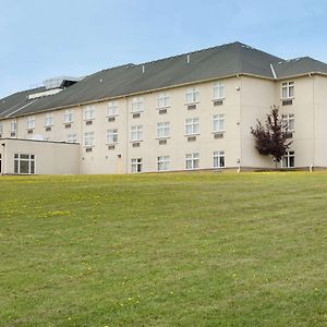 Days Inn By Wyndham Orillia Exterior photo