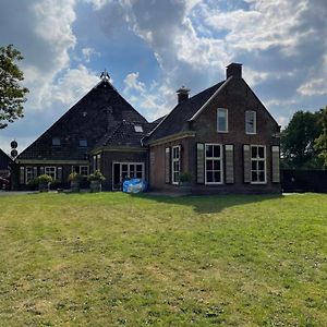 Apartament Prijs Gunstig Kamerverhuur, Op Karakteristieke Paarden Boerderij Aan De Rand Van Dokkum Exterior photo