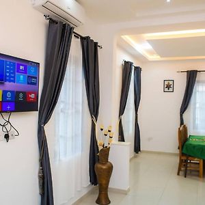 Apartament William Ofori-Atta Fie Akra Exterior photo