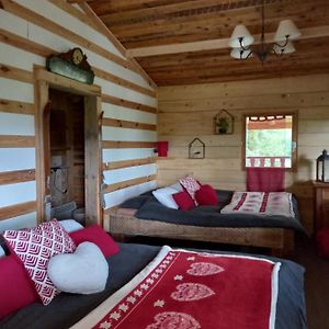 Willa Chalet Cocooning Pleine Nature Montmorot Exterior photo