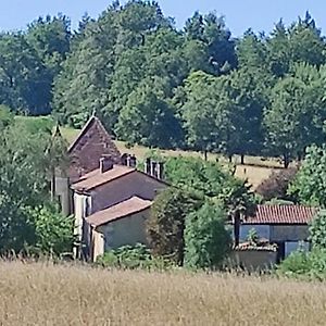 Bed and Breakfast Logis Du Poirier Juignac Exterior photo