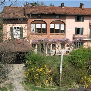 Bed and Breakfast Cascina Piola Capriglio Exterior photo