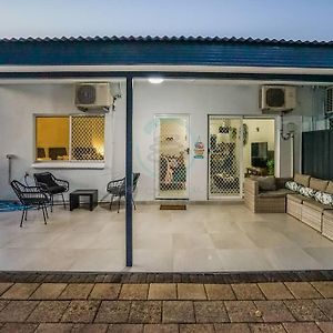 Apartament Zen Hideaway Cozy 2-Br/2-Ba Modern Unit In Alawa Casuarina Exterior photo