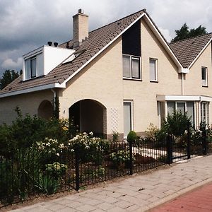 B&B Fam. Elzinga Nieuwkoop Exterior photo