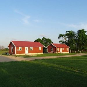 Hotel 7D Ranch Texas Navasota Exterior photo