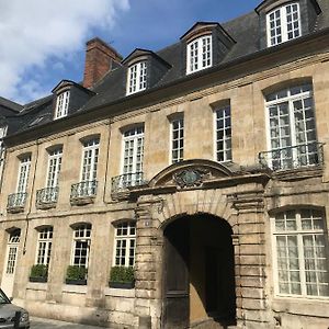 Atelier Dans Un Hotel Particulier Pont-Audemer Exterior photo