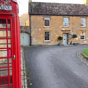 Bed and Breakfast 21 The Borough, Montacute Ta156Xb Exterior photo