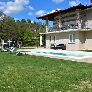 Bed and Breakfast Il Riccio E La Castagna - Country House Montaldo Roero Exterior photo