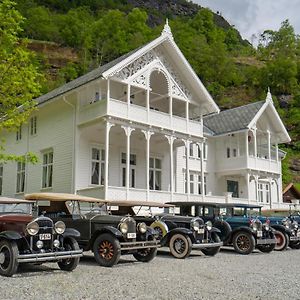 Husum Hotel Borgund Exterior photo