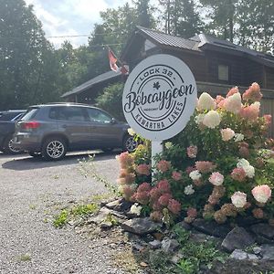 Bobcaygeon Resort Kawartha Lakes Exterior photo