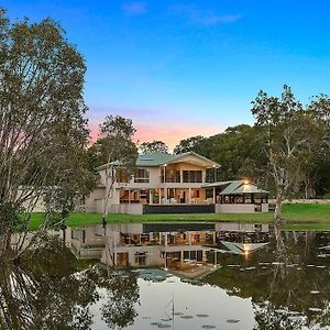 Serenity, Sprawling Home Surrounded By Acreage Peregian Beach Exterior photo