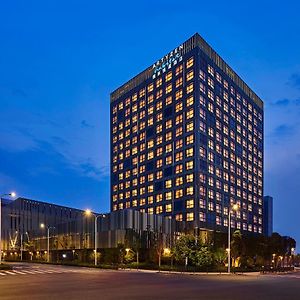 Hotel Artyzen Habitat Lingang Shanghaj Exterior photo