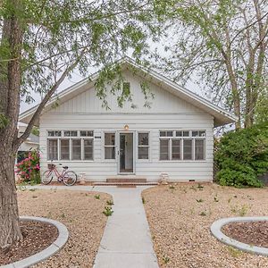 Willa Cherry Blossom II - Bright Spot In Downtown Fruita! Exterior photo