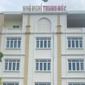 Trung Duc Hotel Hon Mot Exterior photo