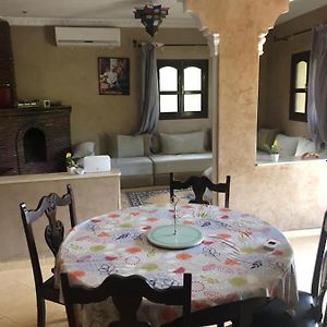 Bed and Breakfast Dar Mona Ait Ounsis Exterior photo