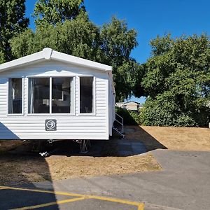 Willa Beautiful 3-Bed Caravan At Rockley Park Poole Exterior photo