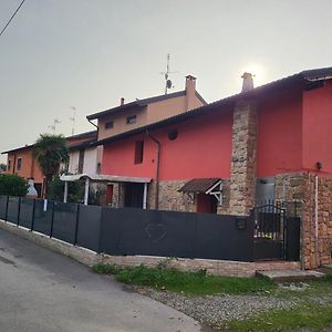 Hotel A Casa Di Luca Mediglia Exterior photo