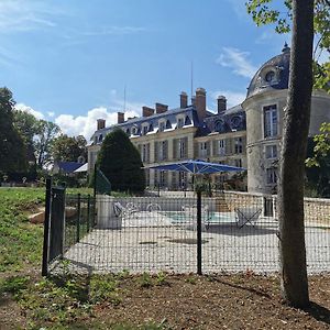 Willa Chateau Des Barres Sainpuits Exterior photo